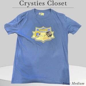 NFL Rams versus Titans Super Bowl T-shirt‎ Size M Men's NWT